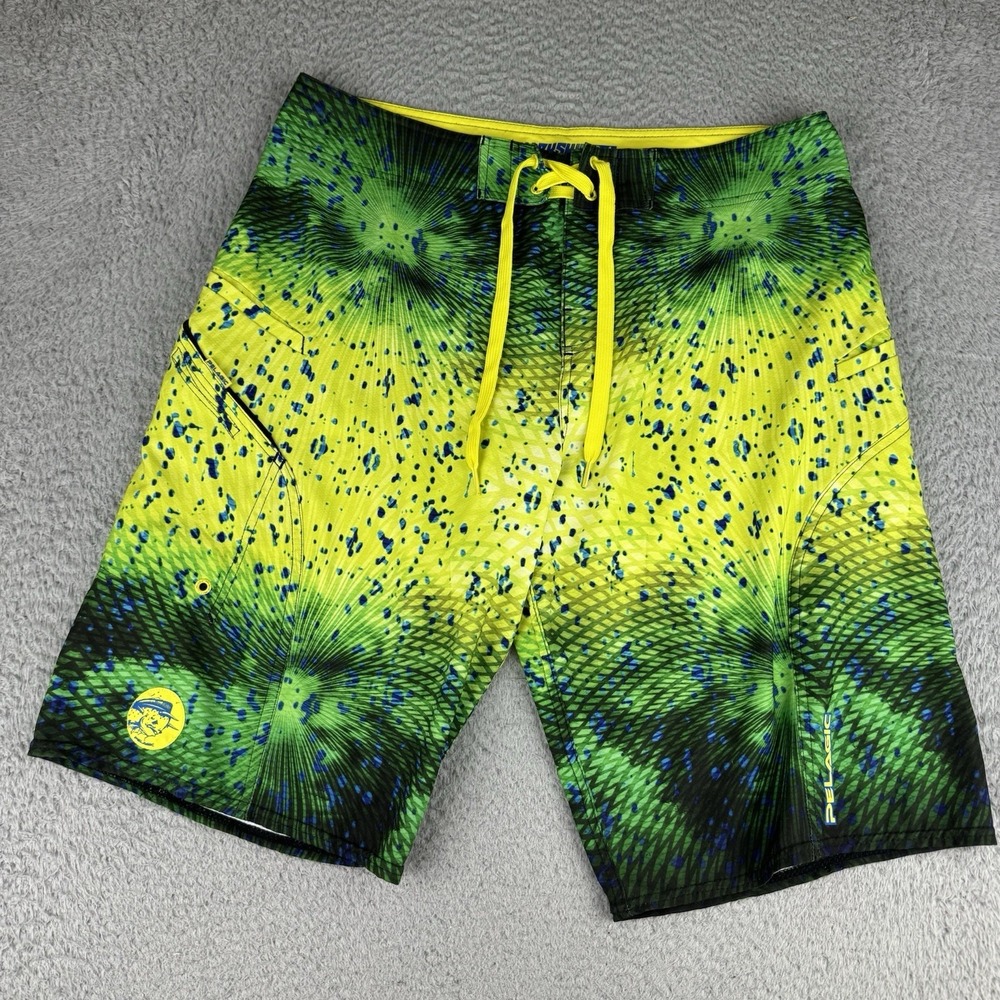 Pelagic Sharkskin Mahi Mahi Boardshorts Mens 34 Green Yellow Fishing Shorts